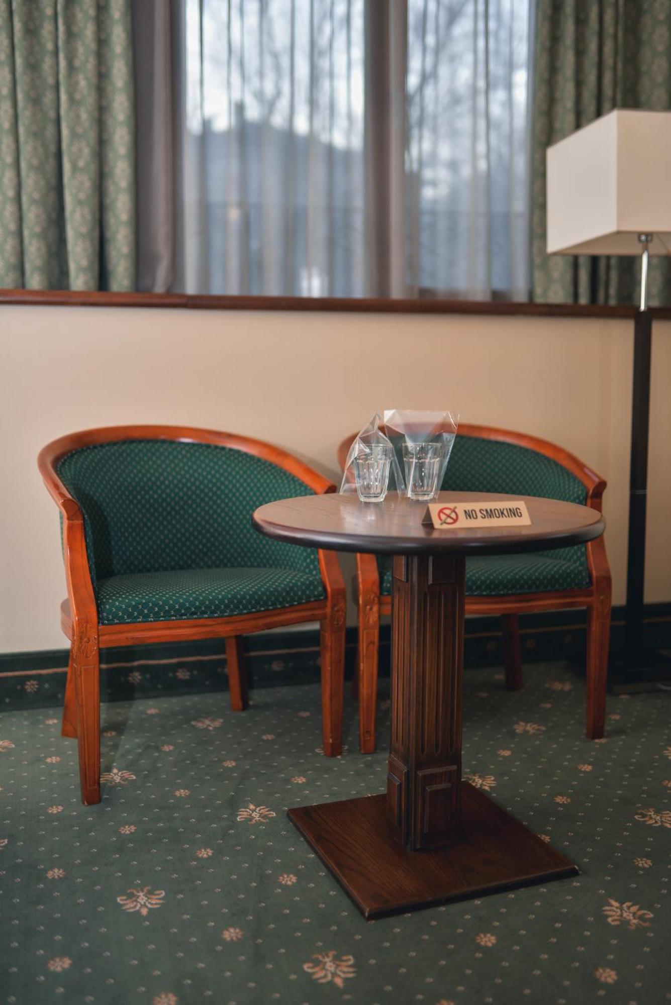 Retro Hotel Chaskowo Zewnętrze zdjęcie